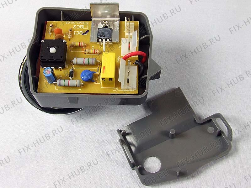 Большое фото - Кнопка для электрокомбайна KENWOOD KW715065 в гипермаркете Fix-Hub